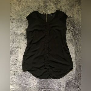 Sleeveless Shirt